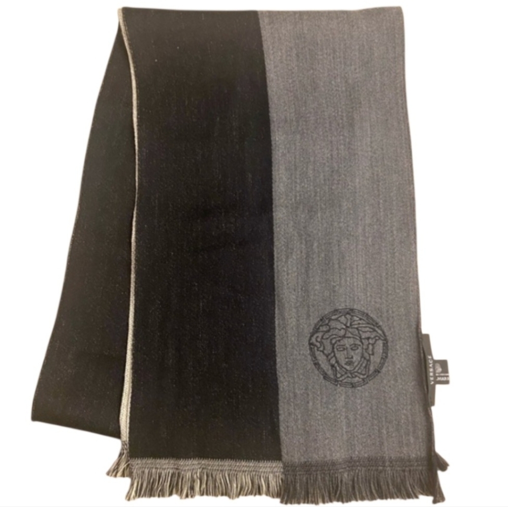 Versace Black and Gray Scarf - Picture 9 of 10
